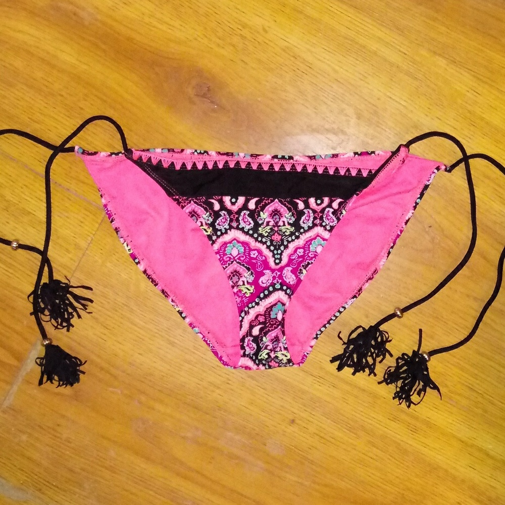 🔥Low rise side tie Bikini Bottom